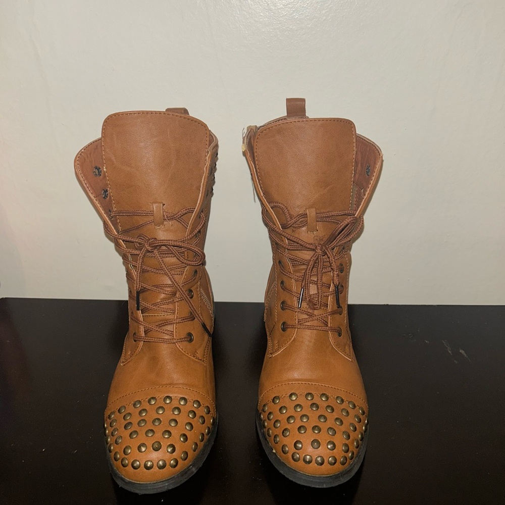 Women’s Fashion Boots